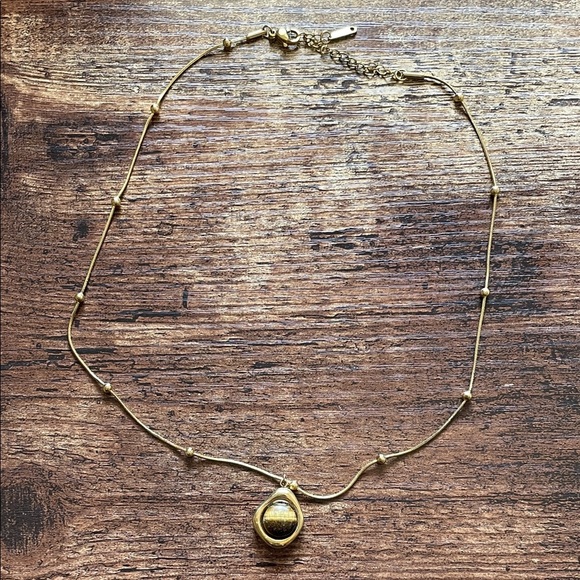 ❤️ 2/$20 or 3/$25 Tiger Eye Pendant Gold Stainless Steel Elegant Necklace - Picture 2 of 9